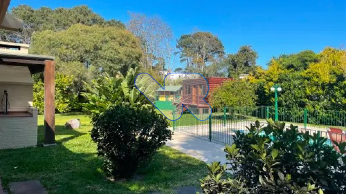 Casa ID.56 - Alquiler Temporada - Casa 5 Dorm, Piscina, Pádel y Tenis - San Rafael - Punta del Este