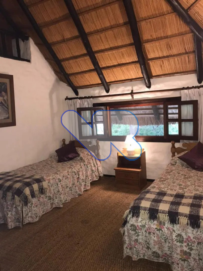Casa ID.226 - Alquiler de Temporada Casa 6D Golf con gran parque Piscina y Barbacoa 