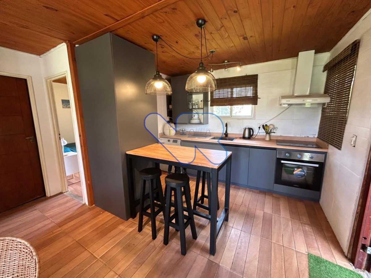 Casa ID.207 - Alquiler Anual casa 2 dorm en La Barra, el Tesoro