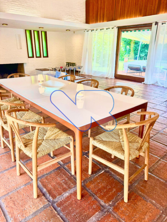 Casa ID.204 - Casa en alquiler verano 8 pers · Piscina · 3 dorm + servicio · Playa Brava Punta del Este