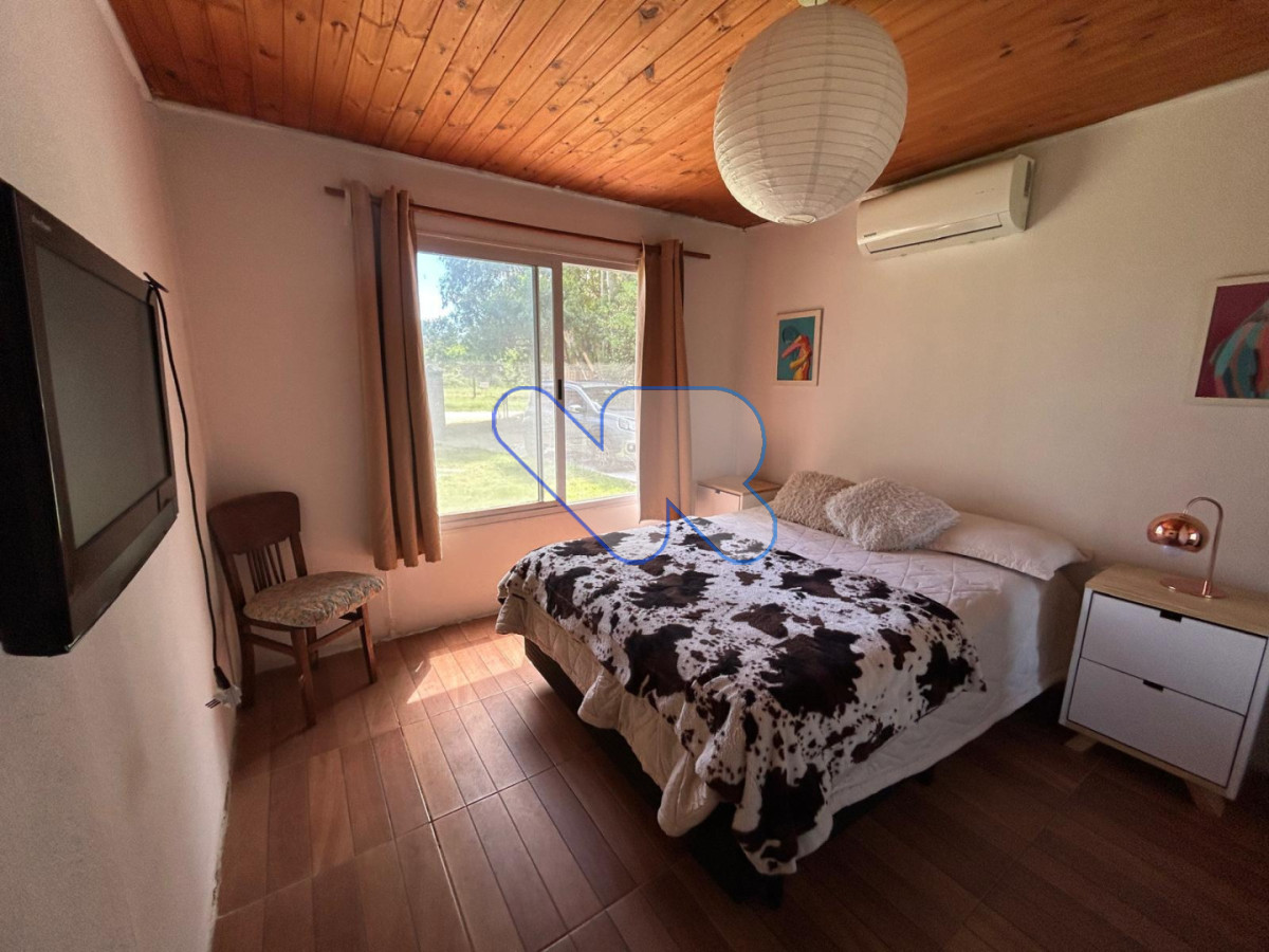 Casa ID.207 - Alquiler Anual casa 2 dorm en La Barra, el Tesoro