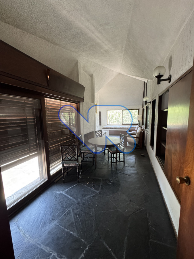 Casa ID.206 - Casa en venta en La Mansa - P8 | Gran terreno | Ideal para reciclar