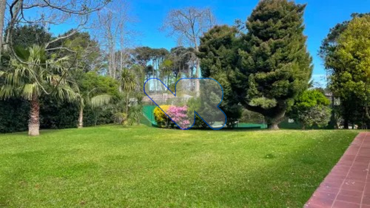 Casa ID.56 - Alquiler Temporada - Casa 5 Dorm, Piscina, Pádel y Tenis - San Rafael - Punta del Este