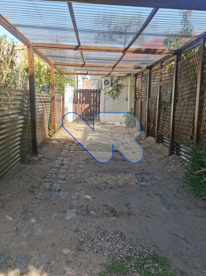 Casa ID.232 - Alquiler de Temporada Casa 5D Mansa con Piscina Climatizada 