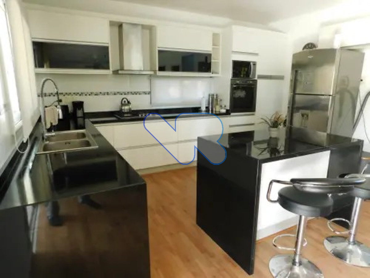 Casa ID.71 - Alquiler Anual Casa 3D Mansa con Piscina climatizada 
