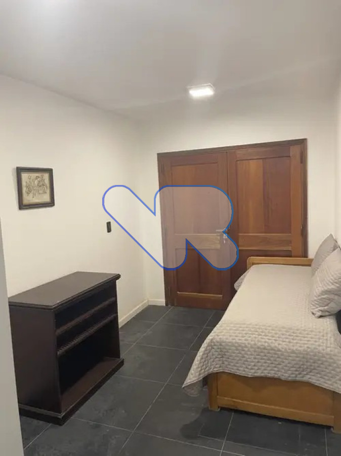 Casa ID.224 - Venta y Alquiler Anual Casa 5D Lugano con Piscina y Barbacoa 