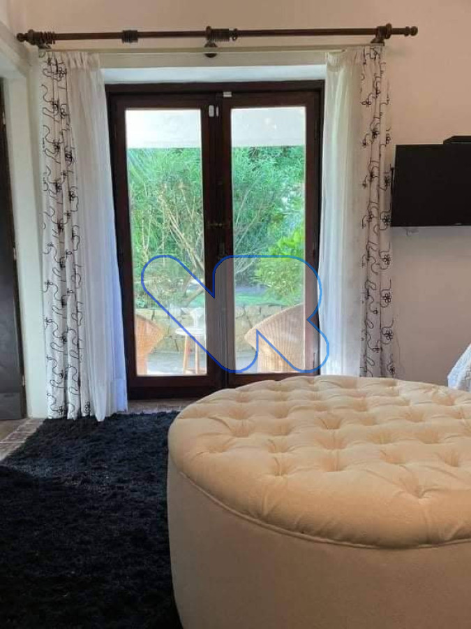 Casa ID.232 - Alquiler de Temporada Casa 5D Mansa con Piscina Climatizada 
