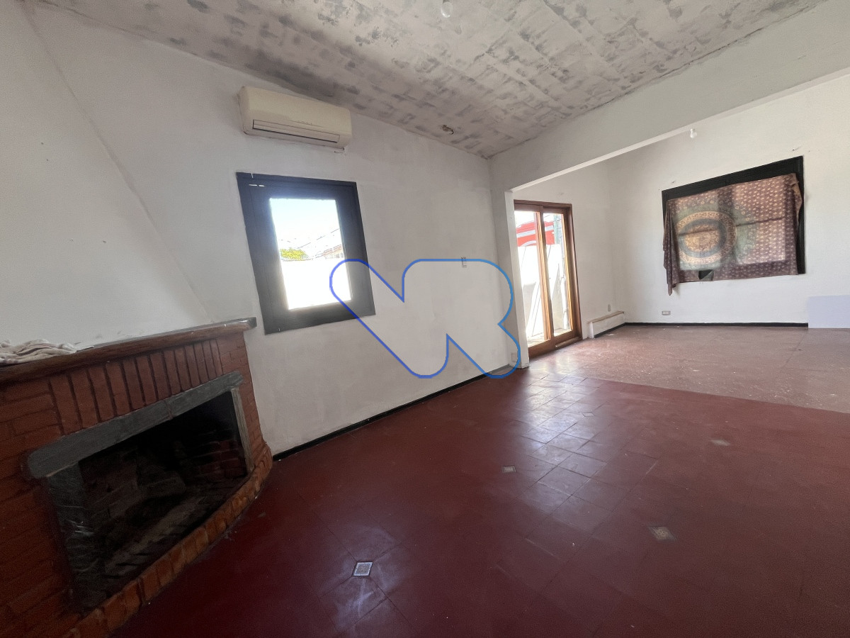 Casa ID.136 - Oportunidad VENDO y ALQUILER ANUAL Casa para Vivienda o Local Comercial  Excelente Ubicación en Maldonado