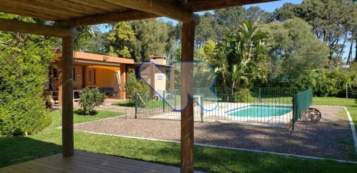 Casa ID.56 - Alquiler Temporada - Casa 5 Dorm, Piscina, Pádel y Tenis - San Rafael - Punta del Este