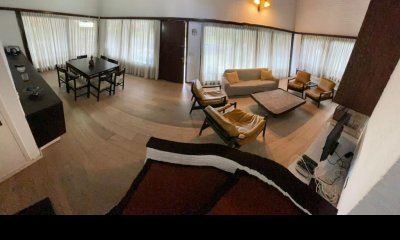 Vendo y alquilo anual casa mansa 4 dormitorios  mas dep del servicio