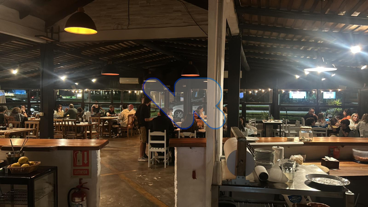 Local Comercial ID.186 - OPORTUNIDAD COMERCIAL EN PUNTA BALLENA VENTA LLAVES RESTAURANTE LA SOLANA