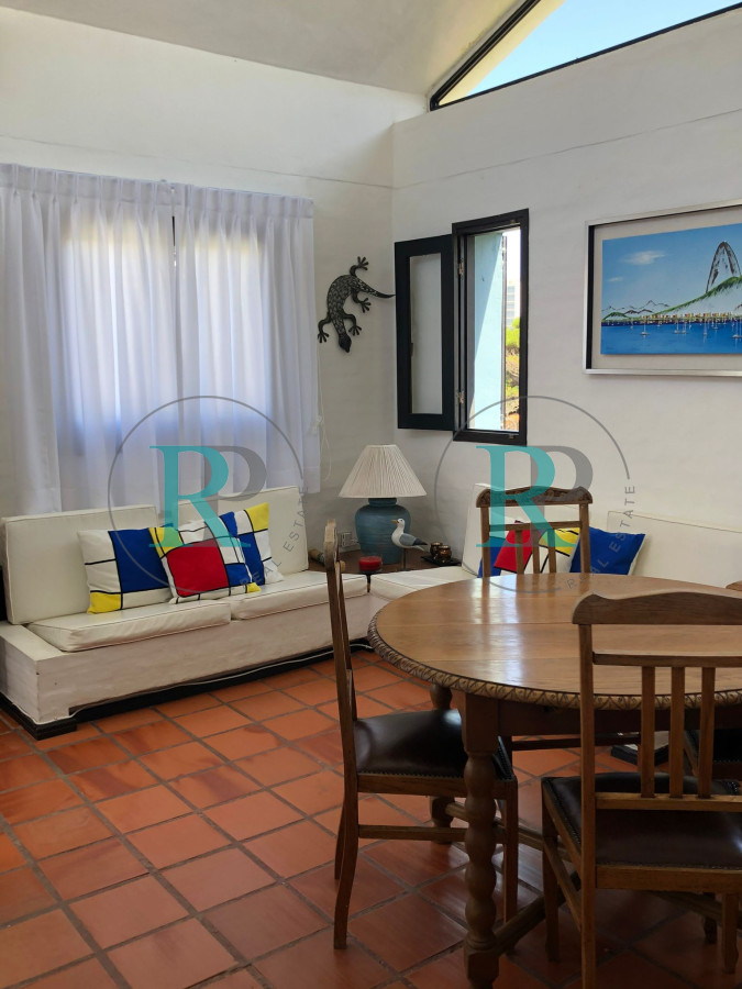 Apartamento ID.2402 - Venta apartamento 2 dormitorios en Playa Brava