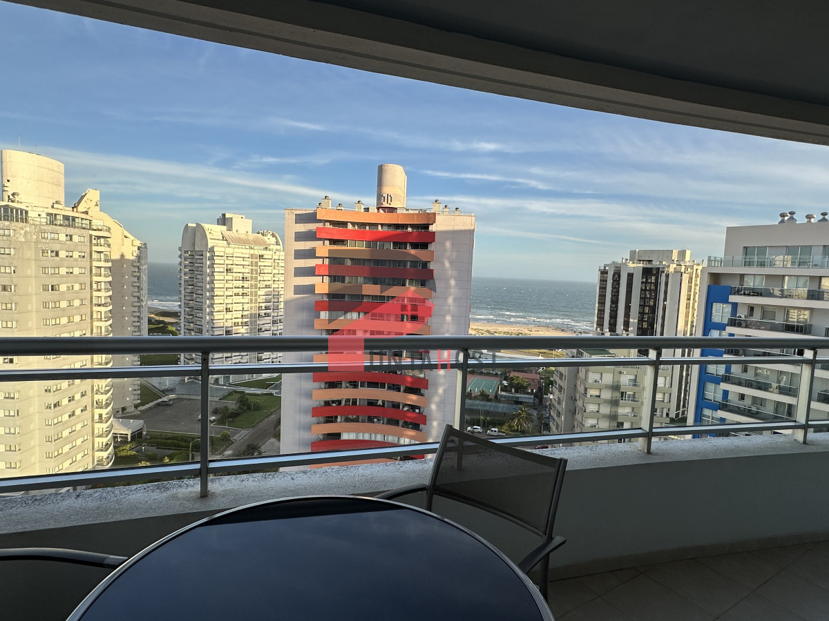 Apartamento ID.212 - Alquiler Enero Apto 2 Dormitorios en Forest Tower