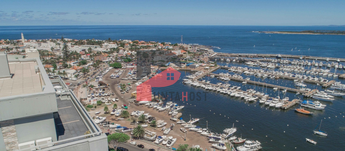 Apartamento ID.12 - Venta Penthouse, 2Master Suite, baño social en Edificio Monarca vista impactante desde todos los ambientes 
