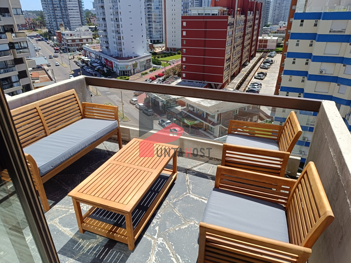 Apartamento ID.30 - Alquiler temporal apartamento de tres dormitorios en primera linea playa Brava