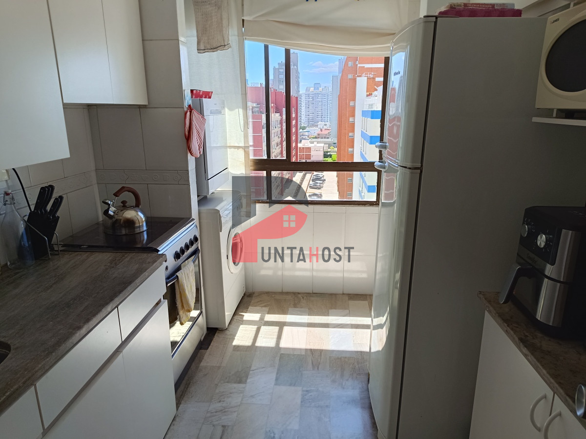 Apartamento ID.30 - Alquiler temporal apartamento de tres dormitorios en primera linea playa Brava