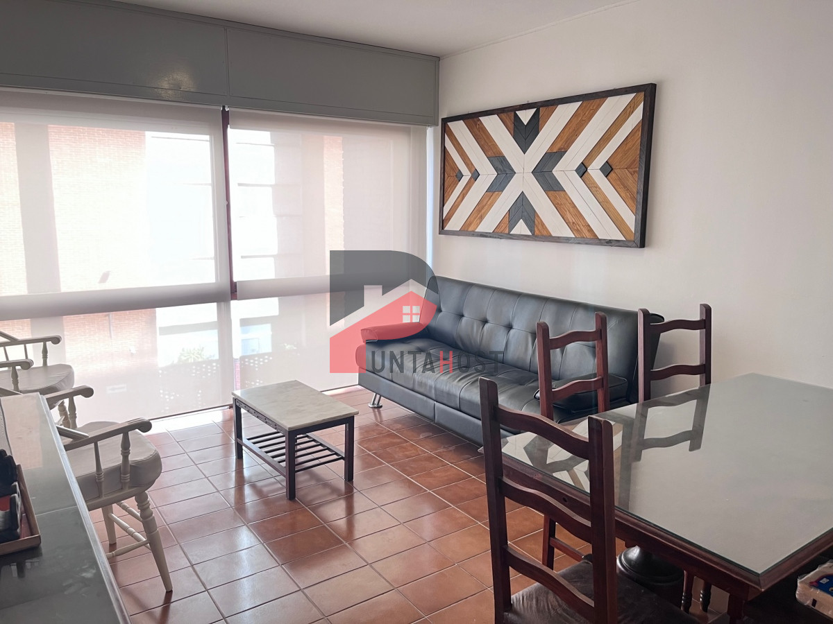 Apartamento ID.16 - Alquiler Temporal Apartamento 2 dormitorios, 1 baño en Punta del Este