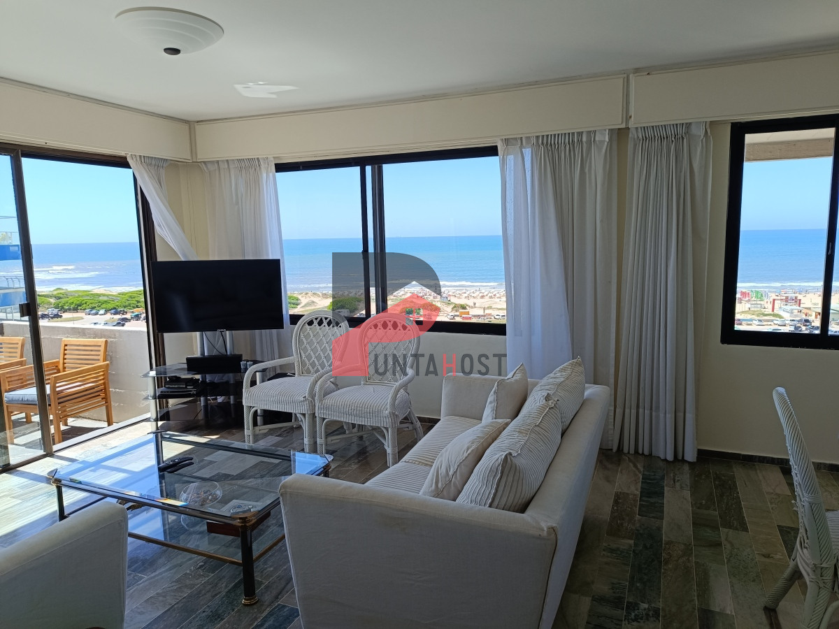 Apartamento ID.30 - Alquiler temporal apartamento de tres dormitorios en primera linea playa Brava