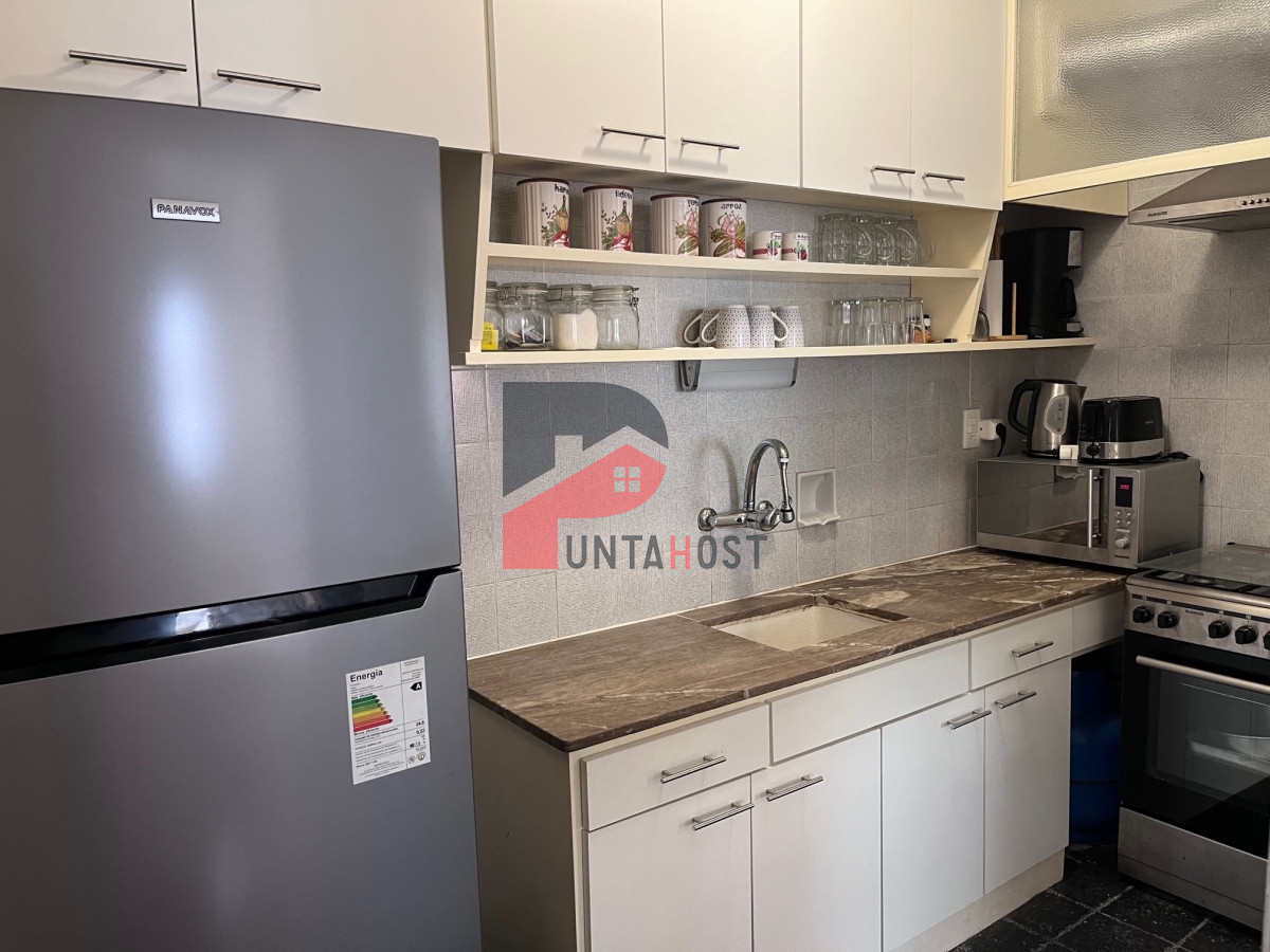 Apartamento ID.16 - Alquiler Temporal Apartamento 2 dormitorios, 1 baño en Punta del Este