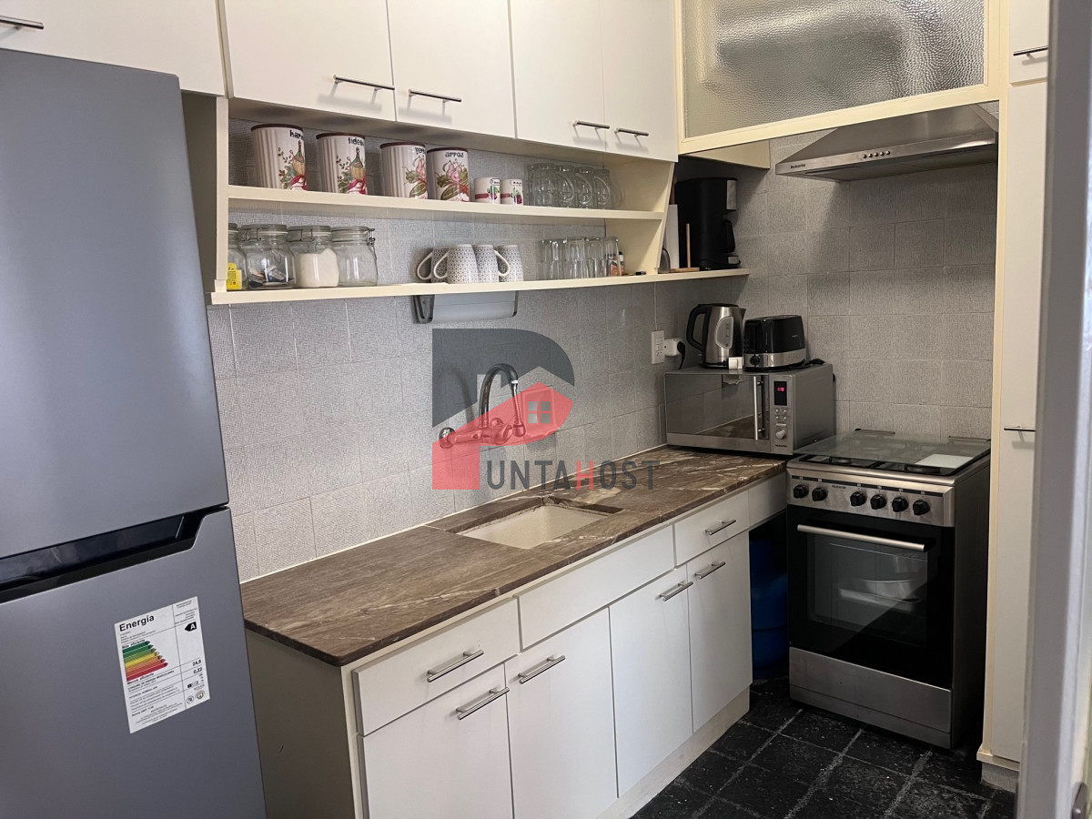 Apartamento ID.16 - Alquiler Temporal Apartamento 2 dormitorios, 1 baño en Punta del Este