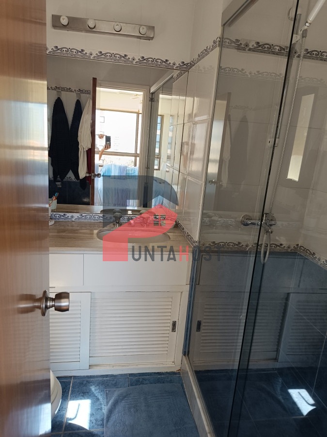 Apartamento ID.30 - Alquiler temporal apartamento de tres dormitorios en primera linea playa Brava
