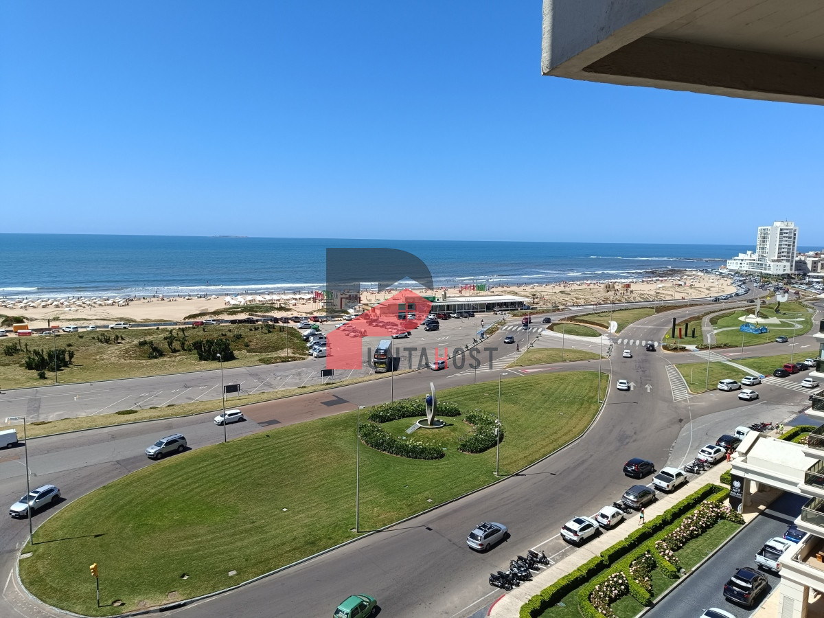 Apartamento ID.30 - Alquiler temporal apartamento de tres dormitorios en primera linea playa Brava