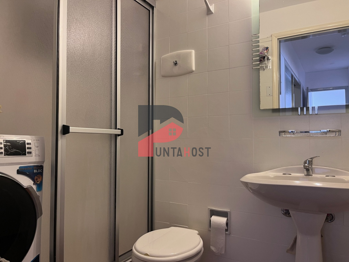 Apartamento ID.16 - Alquiler Temporal Apartamento 2 dormitorios, 1 baño en Punta del Este