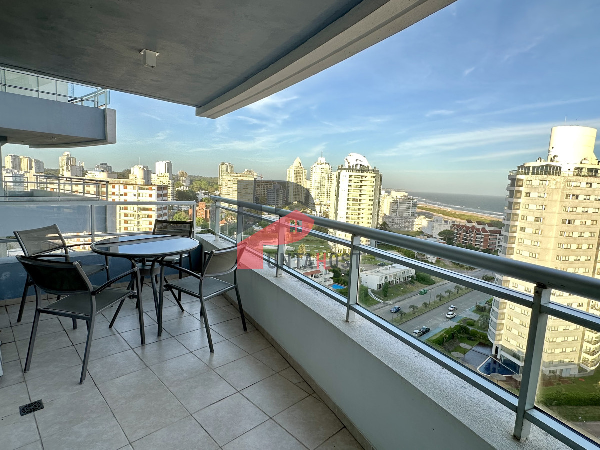 Apartamento ID.212 - Alquiler Enero Apto 2 Dormitorios en Forest Tower