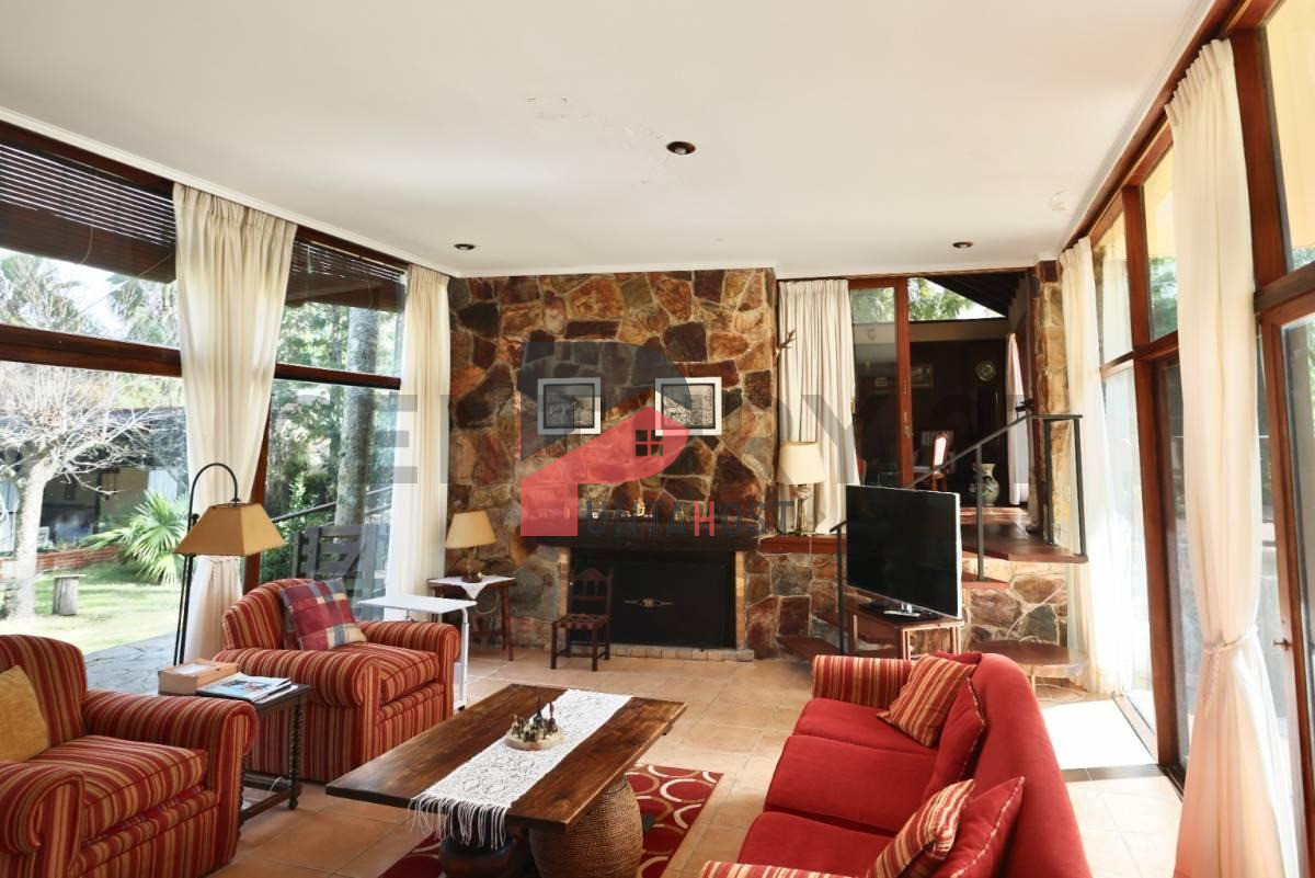 Casa ID.532 - Residencia en Venta - Punta del Este