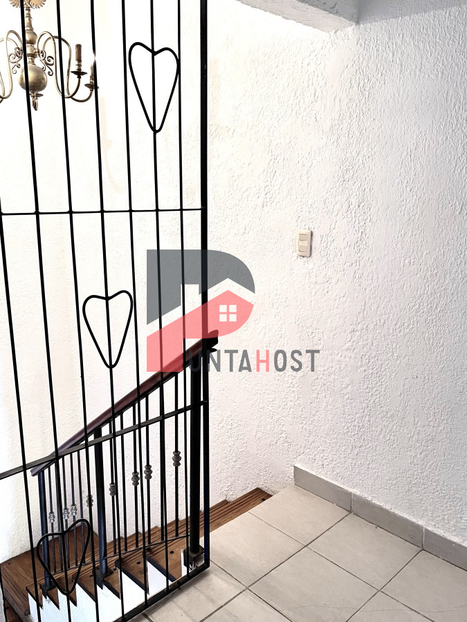 Casa ID.20 - Venta de Casa, 3 Dormitorios, 2 Baños y Barbacoa en Barrio La Sonrisa
