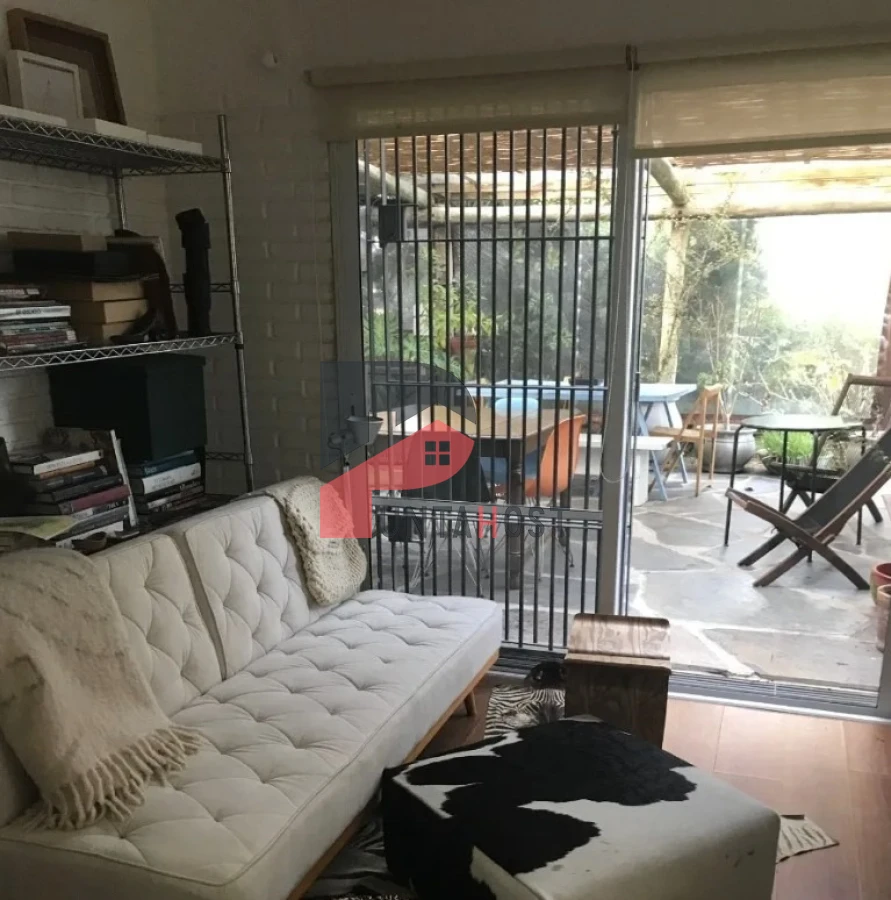 Casa ID.528 - Alquiler temporal casa en Pinares con piscina a 100 mts del mar