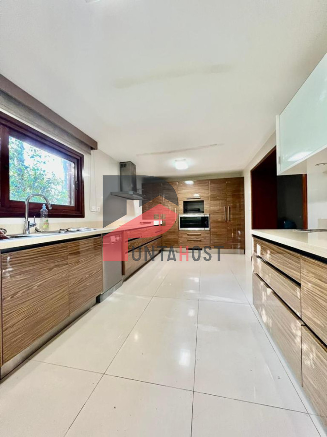 Casa ID.476 - Alquiler exclusiva residencia en Beverly Hills