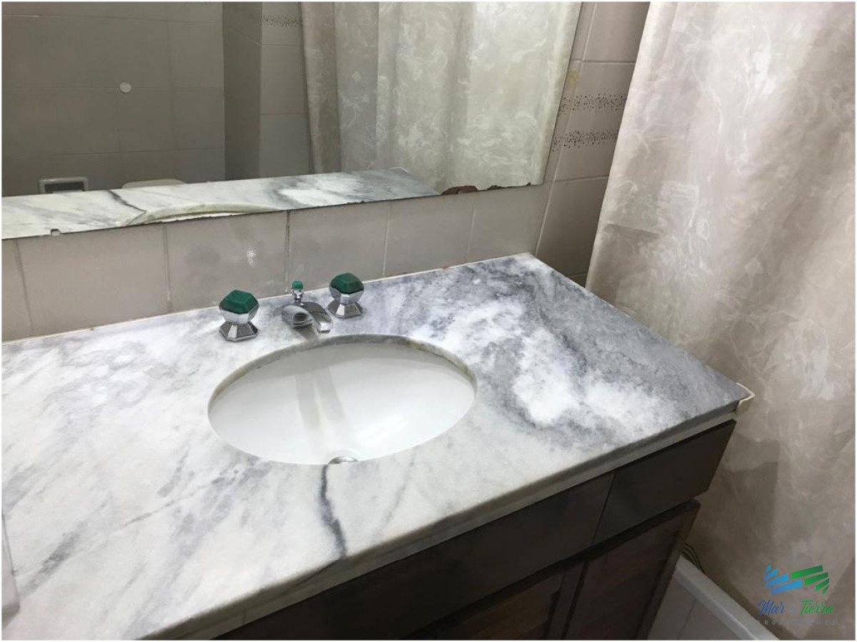 Apartamento ID.2802 - Venta apartamento de 3 dormitorios en Roosevelt 