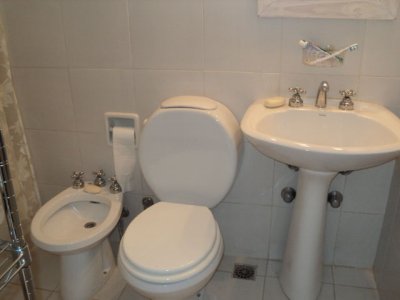 Apartamento en Manantiales, edificio primera linea al mar ,  3 dormitorios  - SPT9431A