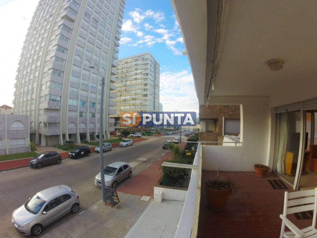 Alquiler apartamento 1 y medio dormitorio  en Peninsula a metros del Emir  - SPT4135A