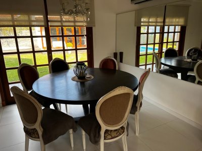 alquiler casa de 3 dormitorios con piscina en mansa  - spt3713c