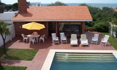 Venta casa en Manantiales, 3 dormitorios