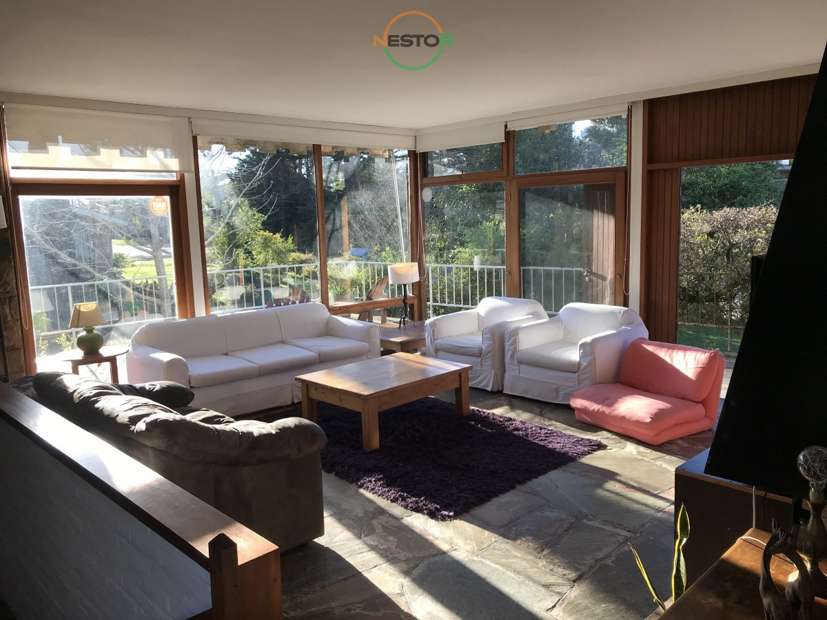 Casa ID.5416 - Venta casa en Playa Mansa 3 dormitorios 