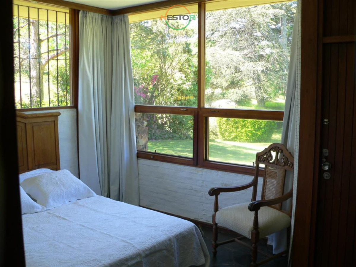 Casa ID.5416 - Venta casa en Playa Mansa 3 dormitorios 
