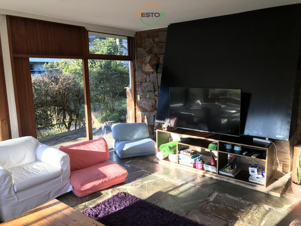 Casa ID.5416 - Venta casa en Playa Mansa 3 dormitorios 
