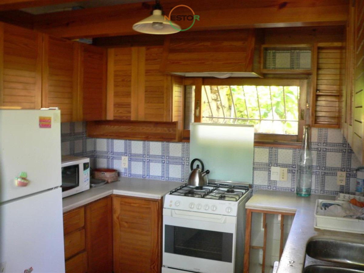 Casa ID.5416 - Venta casa en Playa Mansa 3 dormitorios 