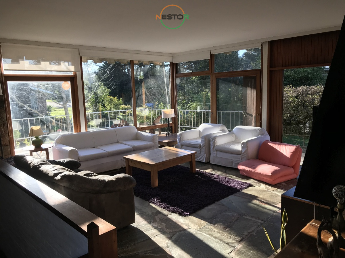 Casa ID.5416 - Venta casa en Playa Mansa 3 dormitorios 