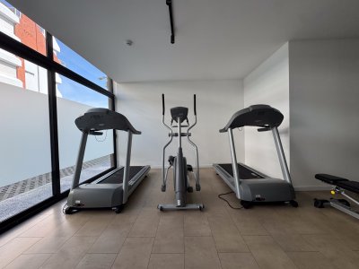 Apartamento ID.2138 - Venta apartamento 2 dormitorios en Playa Mansa, Punta del Este 