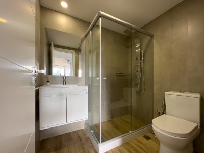 Apartamento ID.2138 - Venta apartamento 2 dormitorios en Playa Mansa, Punta del Este 
