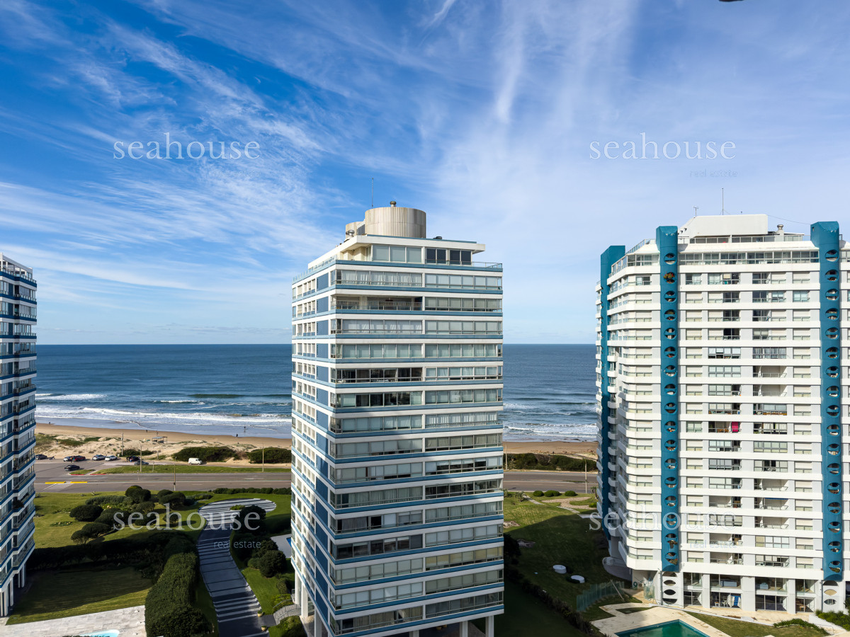 Apartamento Ref.571 - Venta apartamento en Playa Brava, 2 dormitorios 