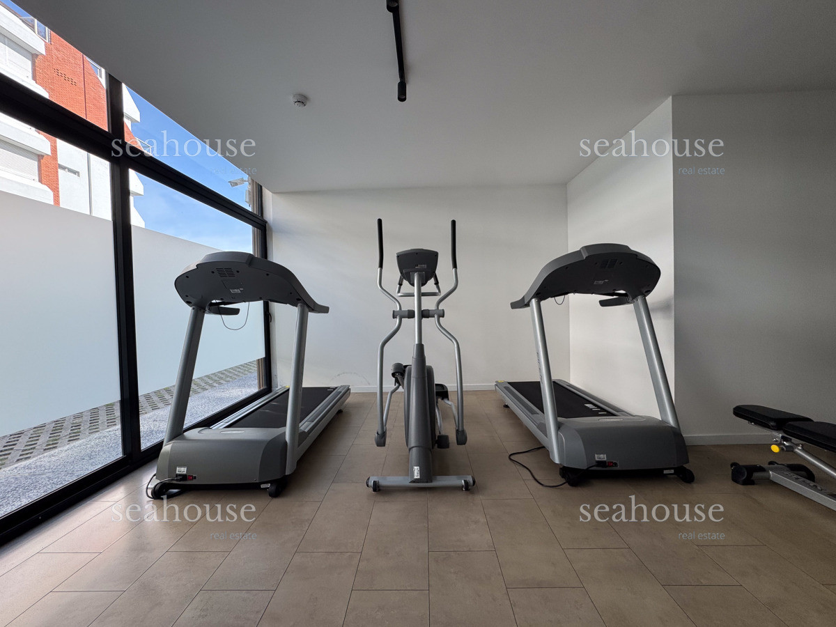 Apartamento Ref.739 - Venta apartamento 2 dormitorios en Playa Mansa, Punta del Este 