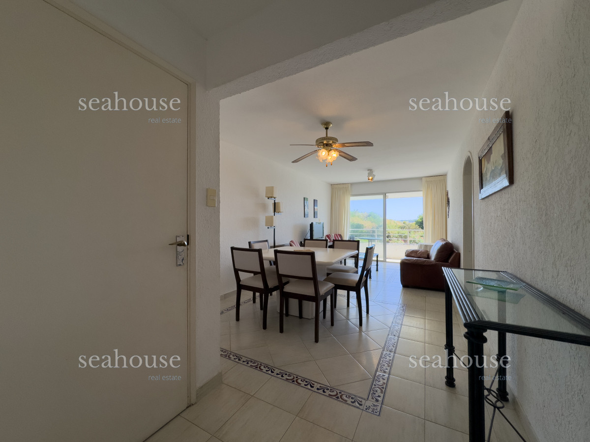 Apartamento Ref.1169 - Venta apartamento 2 dormitorios en Playa Mansa, Punta del Este 