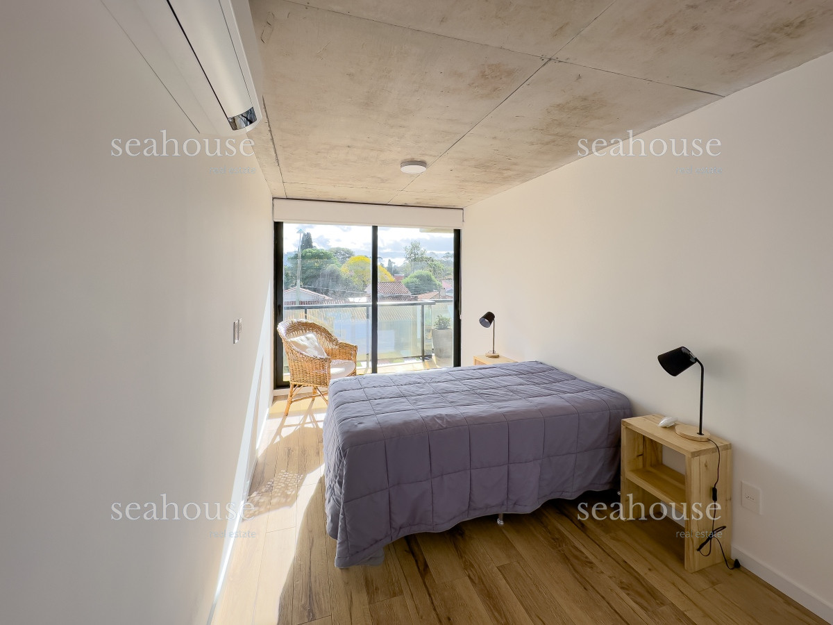 Apartamento Ref.739 - Venta apartamento 2 dormitorios en Playa Mansa, Punta del Este 