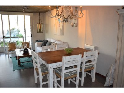 Alquiler apartamento de 2 dormitorios en Manantiales  - LAT4318A