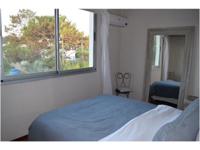 Alquiler apartamento de 2 dormitorios en Manantiales  - LAT4318A